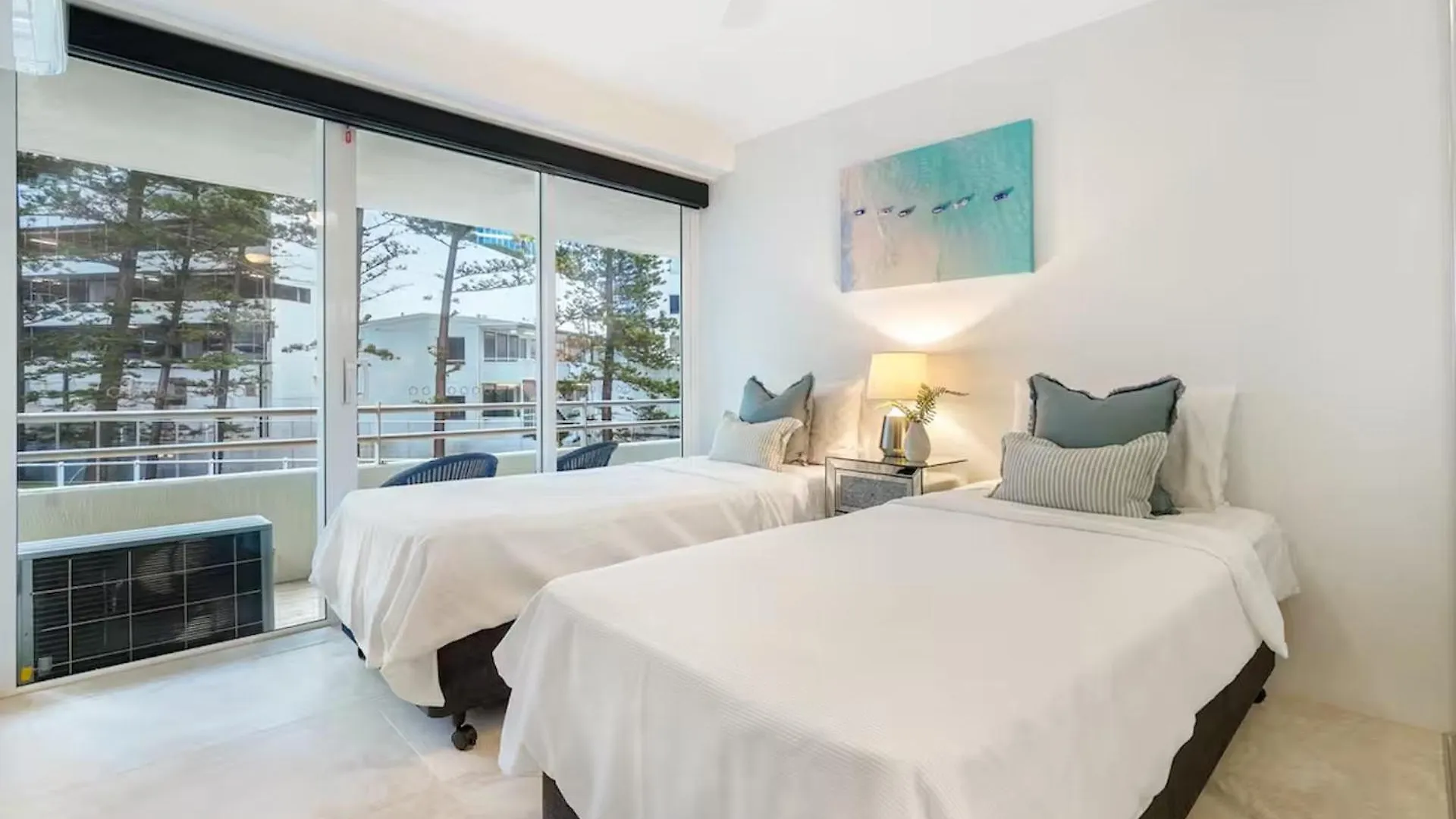 公寓 Beachfront Escape Zenith - Ocean Views, Pool, Spa 黄金海岸 澳大利亚
